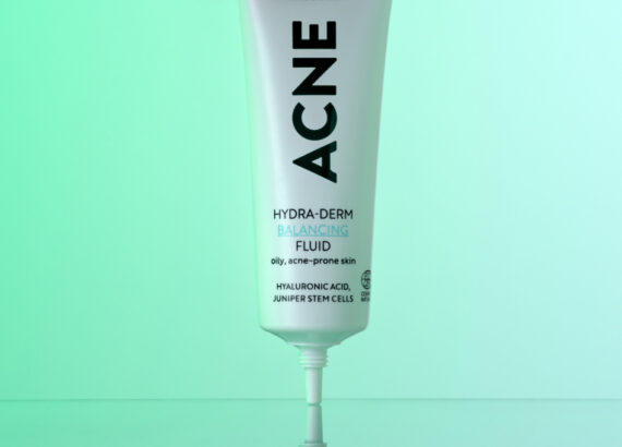 What does hyaluronic acid do for acne?